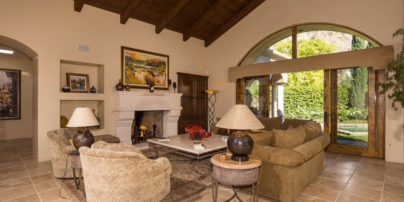 Living Room-California Lifestyle Realty